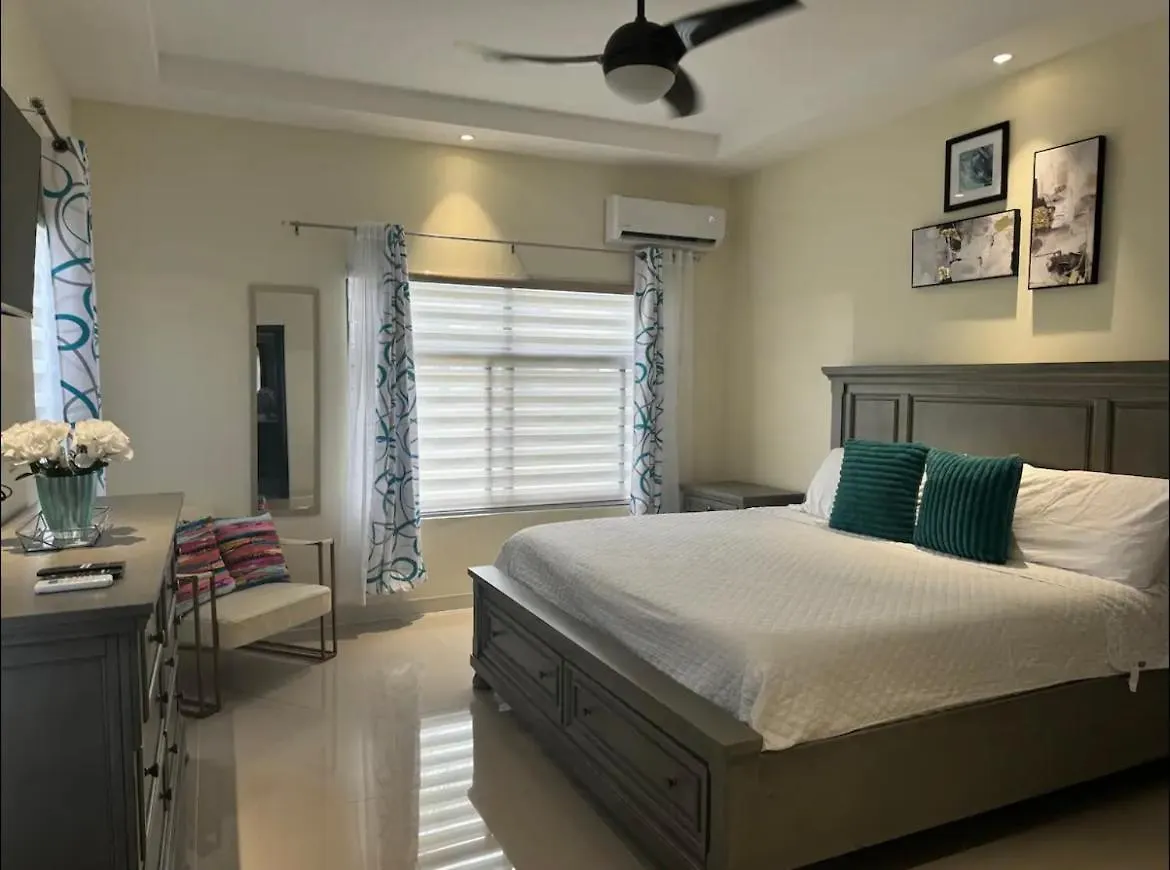 Oasis Infinity Vacation Home 2 Ocho Rios Jamaika