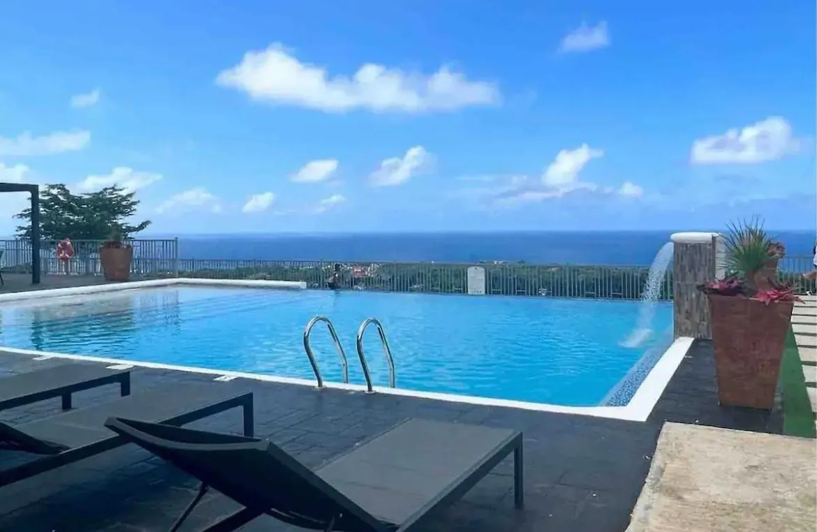Oasis Infinity Vacation Home 2 Ocho Ríos Appartement